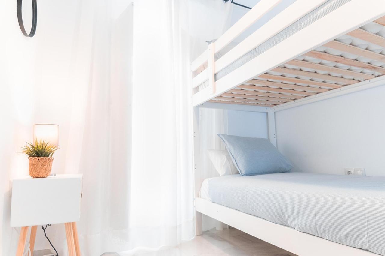 Downtown Apartment 3 Bedrooms 2 Bathrooms Wifi เซบีญา ภายนอก รูปภาพ